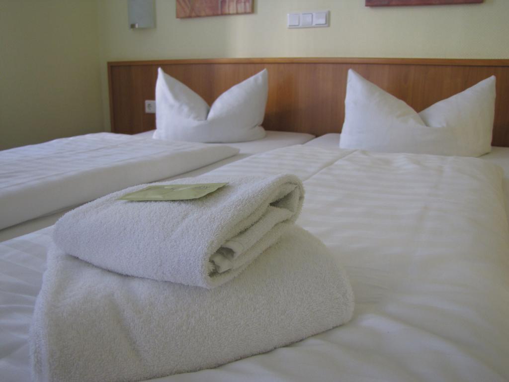 Central Hotel Γκέρα Εξωτερικό φωτογραφία